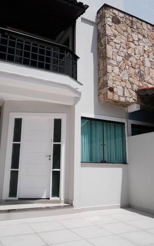 Casa para alugar com 125m², 3 quartos e 2 vagasEntrada