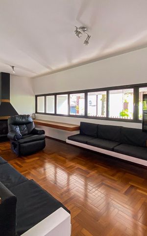 Casa à venda com 462m², 4 quartos e 2 vagasSala 2