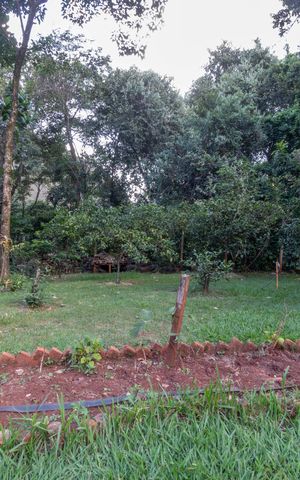 Casa de condomínio à venda com 595m², 4 quartos e 6 vagas Casa de condomínio à venda com 595m², 4 quartos e 6 vagasPomar
