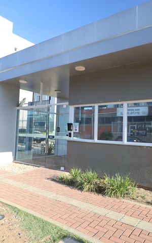 Apartamento à venda com 44m², 2 quartos e 1 vagaFachada e portaria