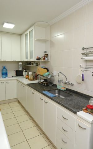 Apartamento à venda com 102m², 3 quartos e 1 vagaCozinha