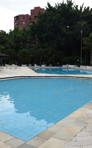 Apartamento à venda com 102m², 3 quartos e 1 vagaÁrea comum - Piscina