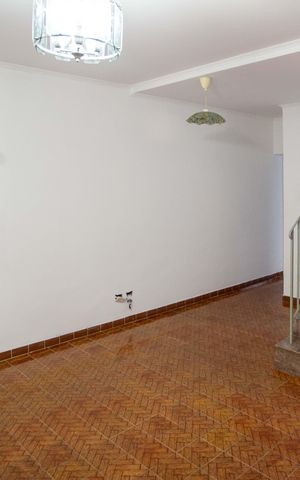 Casa para alugar com 186m², 4 quartos e 2 vagasSala