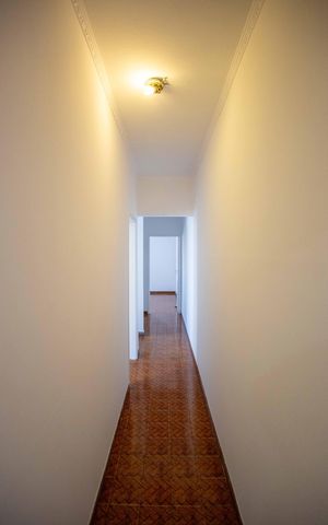 Casa para alugar com 186m², 4 quartos e 2 vagasCorredor