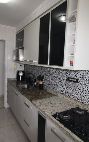 Apartamento à venda com 55m², 2 quartos e 2 vagasCozinha