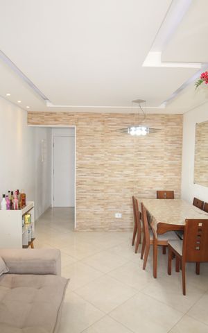 Apartamento à venda com 55m², 2 quartos e 2 vagasSala