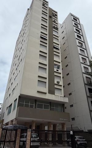 Apartamento para alugar com 90m², 2 quartos e 1 vagaFachada