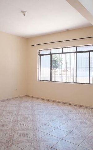 Casa para alugar com 100m², 3 quartos e 1 vagaSala