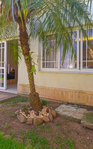 Casa para alugar com 148m², 4 quartos e 2 vagas Casa para alugar com 148m², 4 quartos e 2 vagasvista da Sala