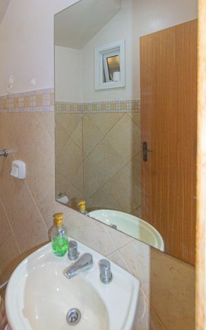Casa para alugar com 148m², 4 quartos e 2 vagas Casa para alugar com 148m², 4 quartos e 2 vagaslavabo