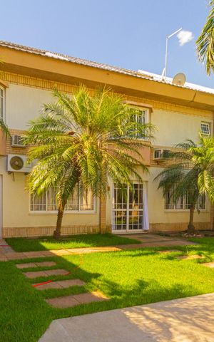 Casa para alugar com 148m², 4 quartos e 2 vagas Casa para alugar com 148m², 4 quartos e 2 vagasFachada