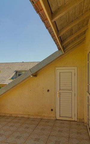 Casa para alugar com 148m², 4 quartos e 2 vagas Casa para alugar com 148m², 4 quartos e 2 vagasTerraço