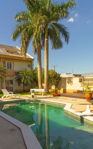 Casa para alugar com 148m², 4 quartos e 2 vagas Casa para alugar com 148m², 4 quartos e 2 vagasÁrea comum - Piscina