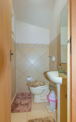 Casa para alugar com 148m², 4 quartos e 2 vagas Casa para alugar com 148m², 4 quartos e 2 vagaslavabo