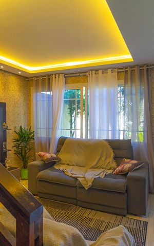 Casa para alugar com 148m², 4 quartos e 2 vagas Casa para alugar com 148m², 4 quartos e 2 vagasSala
