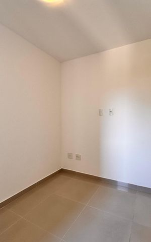 Apartamento à venda com 80m², 3 quartos e 2 vagas Apartamento à venda com 80m², 3 quartos e 2 vagasQuarto 2