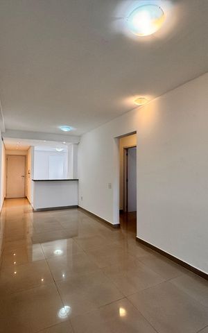 Apartamento à venda com 80m², 3 quartos e 2 vagas Apartamento à venda com 80m², 3 quartos e 2 vagasSala