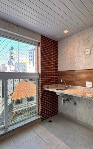 Apartamento à venda com 80m², 3 quartos e 2 vagas Apartamento à venda com 80m², 3 quartos e 2 vagasSacada Sala