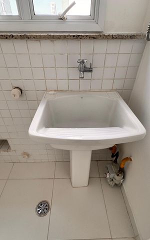 Apartamento à venda com 80m², 3 quartos e 2 vagas Apartamento à venda com 80m², 3 quartos e 2 vagasLavanderia