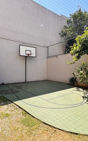 Apartamento à venda com 80m², 3 quartos e 2 vagas Apartamento à venda com 80m², 3 quartos e 2 vagasÁrea comum - Quadra
