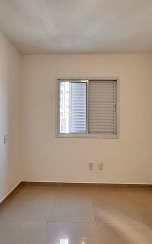 Apartamento à venda com 80m², 3 quartos e 2 vagas Apartamento à venda com 80m², 3 quartos e 2 vagasQuarto 1