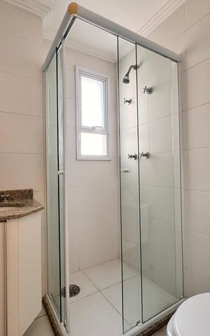 Apartamento à venda com 80m², 3 quartos e 2 vagas Apartamento à venda com 80m², 3 quartos e 2 vagasBanheiro Social