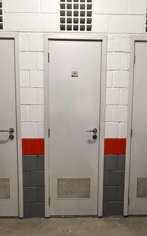 Apartamento à venda com 80m², 3 quartos e 2 vagas Apartamento à venda com 80m², 3 quartos e 2 vagasÁrea comum - Depósito