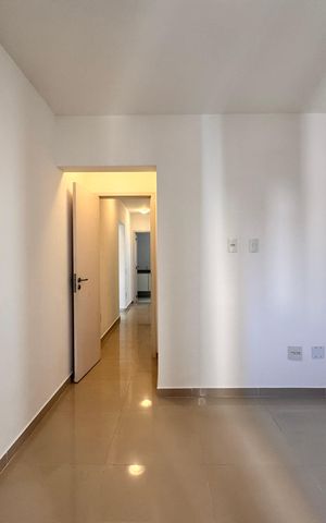 Apartamento à venda com 80m², 3 quartos e 2 vagas Apartamento à venda com 80m², 3 quartos e 2 vagasQuarto 1