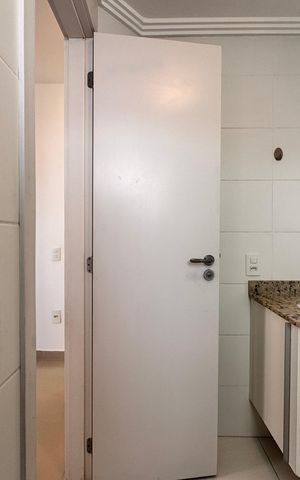 Apartamento à venda com 80m², 3 quartos e 2 vagas Apartamento à venda com 80m², 3 quartos e 2 vagasBanheiro da Suíte
