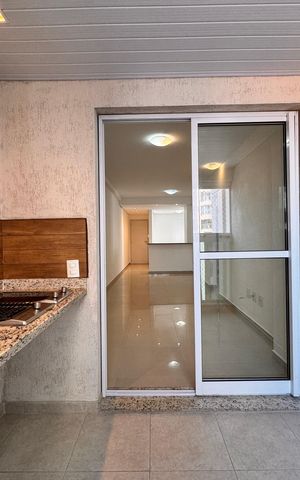 Apartamento à venda com 80m², 3 quartos e 2 vagas Apartamento à venda com 80m², 3 quartos e 2 vagasSacada Sala