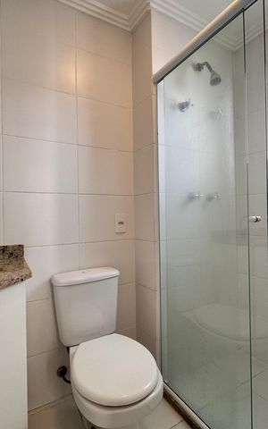 Apartamento à venda com 80m², 3 quartos e 2 vagas Apartamento à venda com 80m², 3 quartos e 2 vagasBanheiro da Suíte