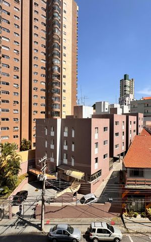 Apartamento à venda com 80m², 3 quartos e 2 vagas Apartamento à venda com 80m², 3 quartos e 2 vagasvista Sacada Sala