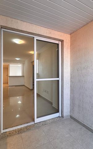 Apartamento à venda com 80m², 3 quartos e 2 vagas Apartamento à venda com 80m², 3 quartos e 2 vagasSacada Sala