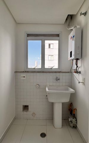 Apartamento à venda com 80m², 3 quartos e 2 vagas Apartamento à venda com 80m², 3 quartos e 2 vagasLavanderia