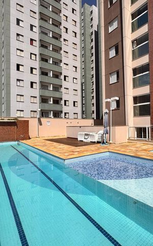 Apartamento à venda com 80m², 3 quartos e 2 vagas Apartamento à venda com 80m², 3 quartos e 2 vagasÁrea comum - Piscina