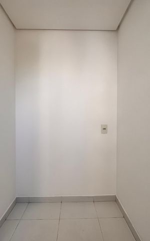 Apartamento à venda com 80m², 3 quartos e 2 vagas Apartamento à venda com 80m², 3 quartos e 2 vagasLavanderia