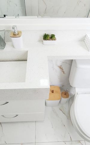 Apartamento para alugar com 60m², 2 quartos e 1 vaga Apartamento para alugar com 60m², 2 quartos e 1 vagaBanheiro da Suíte