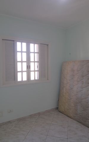 Casa de condomínio à venda com 180m², 3 quartos e 3 vagasQuarto 1