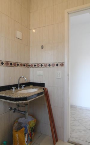 Casa de condomínio à venda com 180m², 3 quartos e 3 vagasSuíte Banheiro