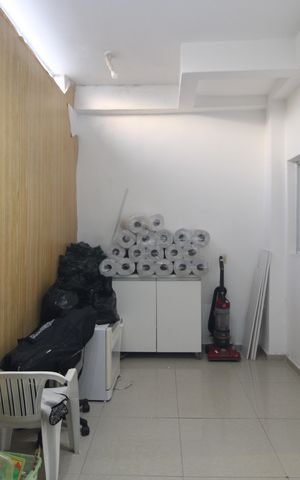 Casa de condomínio à venda com 180m², 3 quartos e 3 vagasQuarto de Serviço