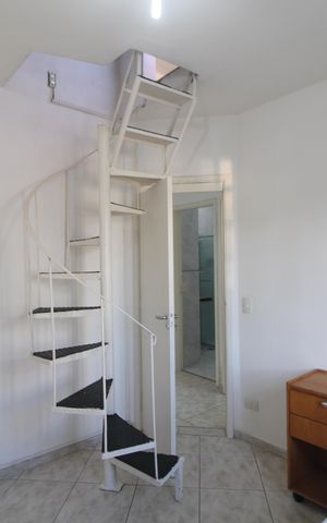 Casa de condomínio à venda com 180m², 3 quartos e 3 vagasQuarto 2