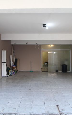 Casa de condomínio à venda com 180m², 3 quartos e 3 vagasGaragem