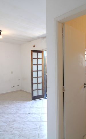 Casa de condomínio à venda com 180m², 3 quartos e 3 vagasSuíte