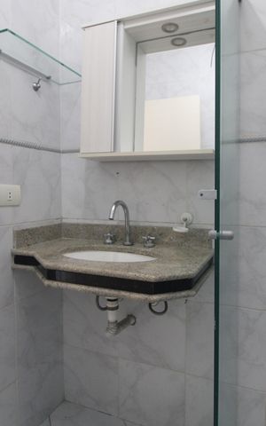 Casa de condomínio à venda com 180m², 3 quartos e 3 vagasBanheiro Social