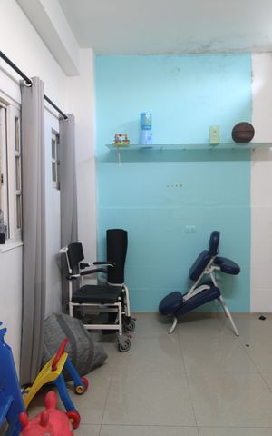 Casa de condomínio à venda com 180m², 3 quartos e 3 vagasQuarto de Serviço
