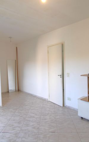 Casa de condomínio à venda com 180m², 3 quartos e 3 vagasSuíte