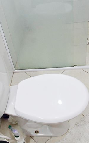 Casa à venda com 180m², 3 quartos e 2 vagasBanheiro Social