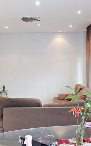 Casa à venda com 180m², 3 quartos e 2 vagasSala