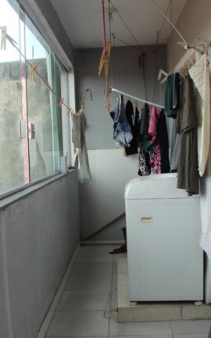 Casa à venda com 180m², 3 quartos e 2 vagasÁrea de Serviço
