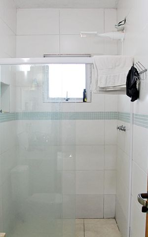 Casa à venda com 180m², 3 quartos e 2 vagasBanheiro Social